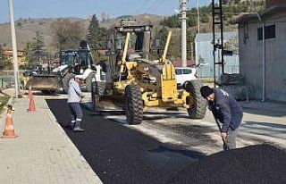 Asfalt yenileme çalışmaları devam ediyor