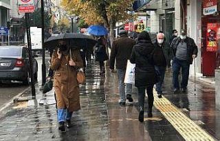 Aşılamada sarıya dönen Elazığ’da uzmanlar...