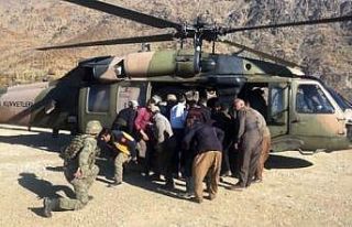 Askeri helikopter traktör kazasında yaralananlar...