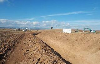 Aslanapa’da drenaj kanal çalışması