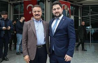 Atakum Kent Konseyi Gençlik Meclisi yeni başkanını...