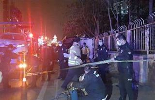 Ataşehir’de durağa giren otomobil işe gitmek...