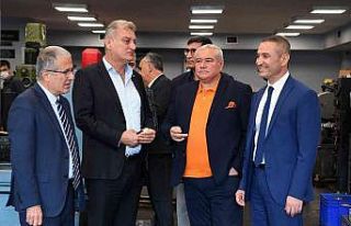 ATSO Başkanı Çetin: “Üniversite mezunu olmak...