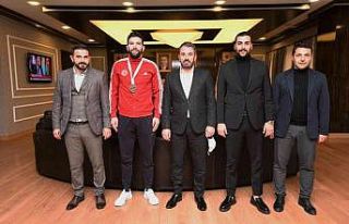 Avrupa Şampiyonu Ahmet Rasim Pala’dan Başkan Ertuğrul...