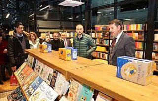 Ayhan, öğretmenlerle bir araya geldi