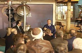 Aynalıkavak Sohbetleri onur konuğu Vali Soytürk...