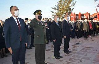 Ayvalık Ata’sını özlemle andı