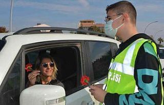 Ayvalık’ta polis ve öğrencilerden “Bir Hareketine...