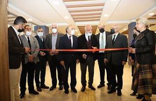 Aziziye’de ‘Çağdaş Hat’ Sergisi açıldı