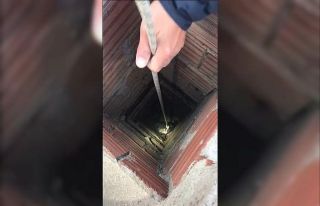 Bacanın içerisine düşerek mahsur kalan kediyi...