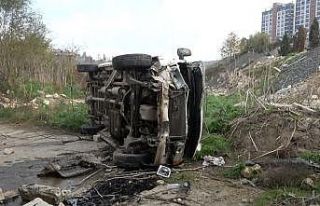 Bahçeşehir’de 2 minibüs çarpıştı: 1 yaralı