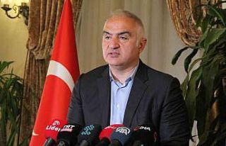Bakan Ersoy: "2022’de Antalya’yı daha yoğun...