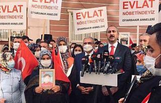 Bakan Gül: "Çocukların dağlara kaçırılması...