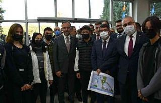 Bakan Kasapoğlu’ndan Şehzadeler’in Skate Park...
