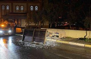 Balıkesir’de lodos yıktı, geçti