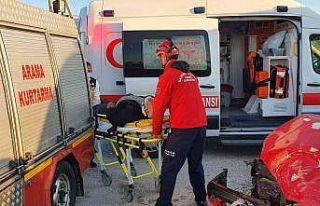 Balıkesir’de trafik kazası 2 yaralı