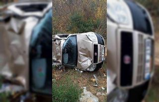 Balıkesir’de yağmurla gelen kaza; 3 yaralı