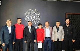 Balkan Şampiyonu’ndan Kabakcı’ya ziyaret