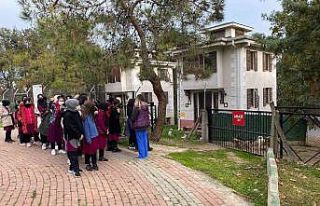 Barınağa hayvansever akını