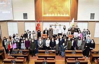 Başkan Ataç diş hekimi adayı gençlerle buluştu