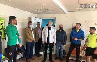 Başkan Bakkalcıoğlu, sporcuları yalnız bırakmadı