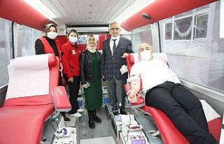 Başkan Bıyık kan bağışında bulundu