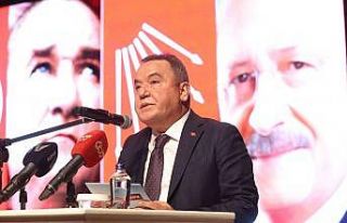 Başkan Böcek: “Antalya örtü altı üretimde...