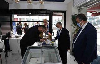 Başkan Büyükkılıç, esnaf ve vatandaşla buluştu