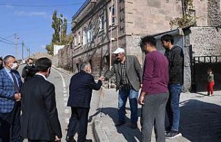 Başkan Büyükkılıç Güneşli ve Gömeç’te...