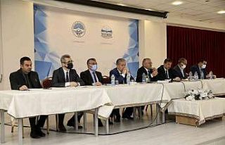 Başkan Büyükkılıç’tan Yeşilhisar’da muhtarlarla...