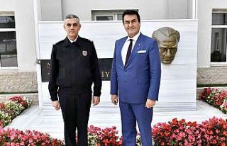 Başkan Dündar’dan Tuğgeneral Yalçınkaya’ya...