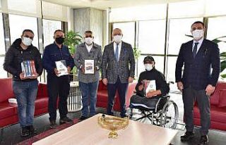 Başkan Ergün’e tiyatro daveti