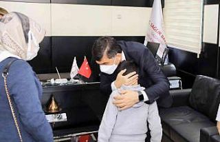 Başkan Fadıloğlu’ndan yetim çocuklara moral...