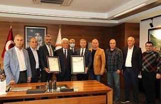 Başkan Gürün’e babasının sicil defterinin kopyası...