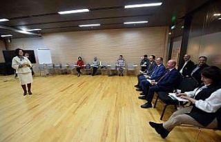 Başkan Pekyatırmacı sanat akademisinde derse katıldı