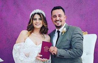Başkan Şahin, Sabri Özlü ve Hazal Özdemir çiftinin...