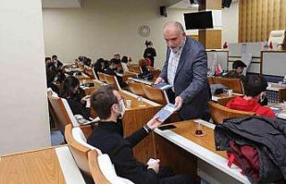 Başkan Sandıkçı: “Gençliğe yatırım geleceğe...