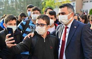 Başkan Yılmaz öğrencilerle buluşuyor