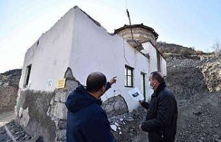 Başkent’in tarihi çeşme ve türbeleri yenileniyor