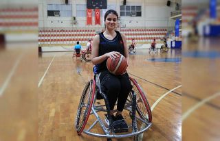 Basketbolda Denizlili sporcuya milli davet