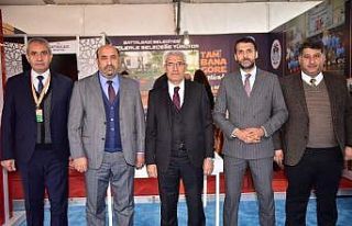 Battalgazi Belediyesi’nin festivalde açtığı...