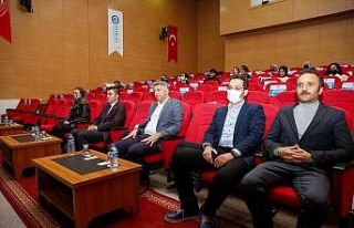 Bayburt Üniversitesinden Türkçe öğretmen adaylarına...