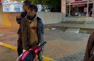 Bekçilere mukavemet gösteren kağıt toplayıcılarına...