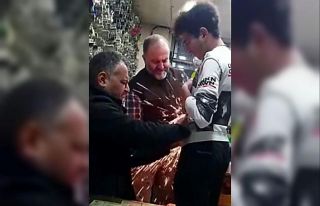 Beline sardığı bisiklet kilidinin anahtarını...