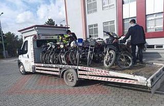 Bir buçuk saatlik denetimde 12 tescilsiz motosiklet...