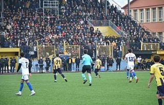 Bitlis Özgüzeldere Spor dörtte dört yaptı