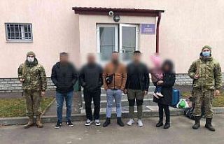 “Blogger” olduklarını söyleyen Türk vatandaşları...