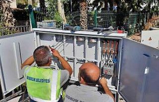 Bodrum Belediyesi elektrik ekipleri kesintisiz çalışıyor