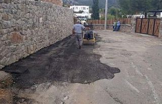 Bodrum Belediyesi Yarımada genelinde yol çalışmalarına...