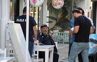Böyle öfke görülmedi, tüfekle sahile indi, 3...